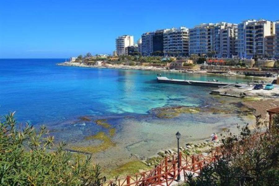 Seaside Oasis Your Own Private Getaway In St Julians Saint Julian's エクステリア 写真